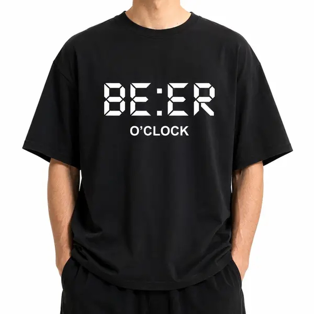 Graphic Tee Oversized - Kaos Cetak Huruf Jam Digital Lucu,